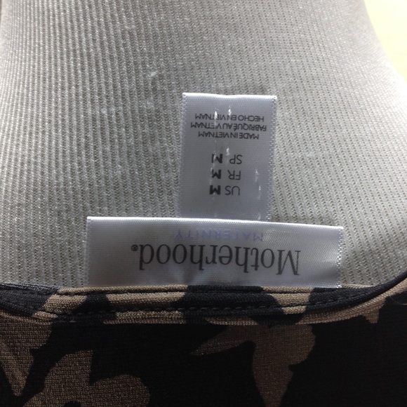 Motherhood Maternity Black & Brown V-Neck Top - Picture 8 of 8